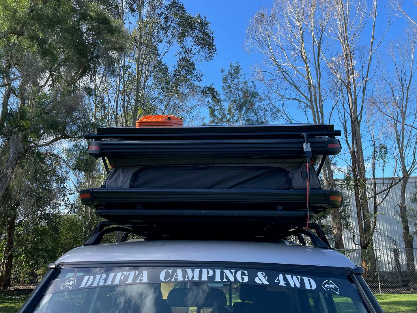 WILDLANDS BUSH CRUISER VERSION 2 ROOF TOP TENT