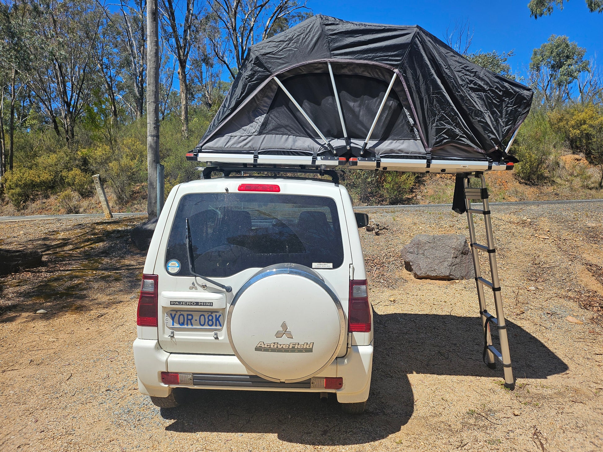 mitsubishi pajero roof top tent DRIFTA STOCKTON LITE CRUISER ROOF TOP TENT – Drifta Camping & 4WD Europe