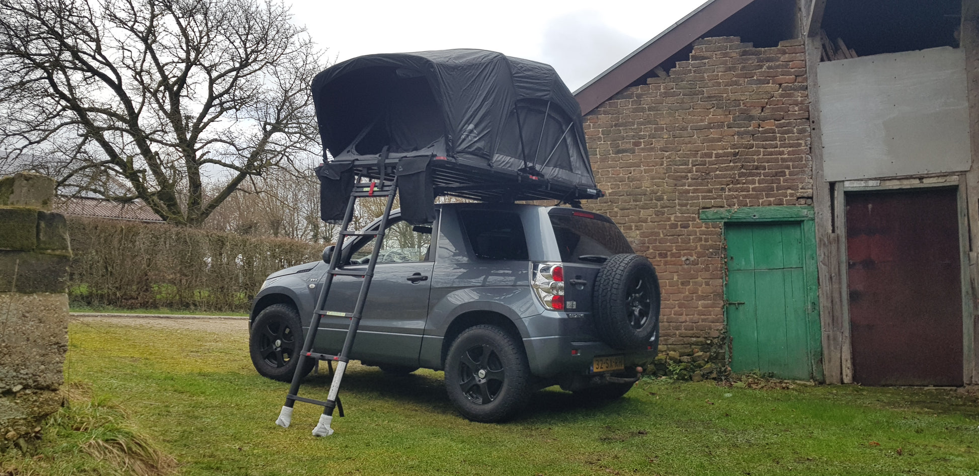 suzuki vitara roof tent DRIFTA STOCKTON LITE CRUISER ROOF TOP TENT – Drifta Camping & 4WD Europe