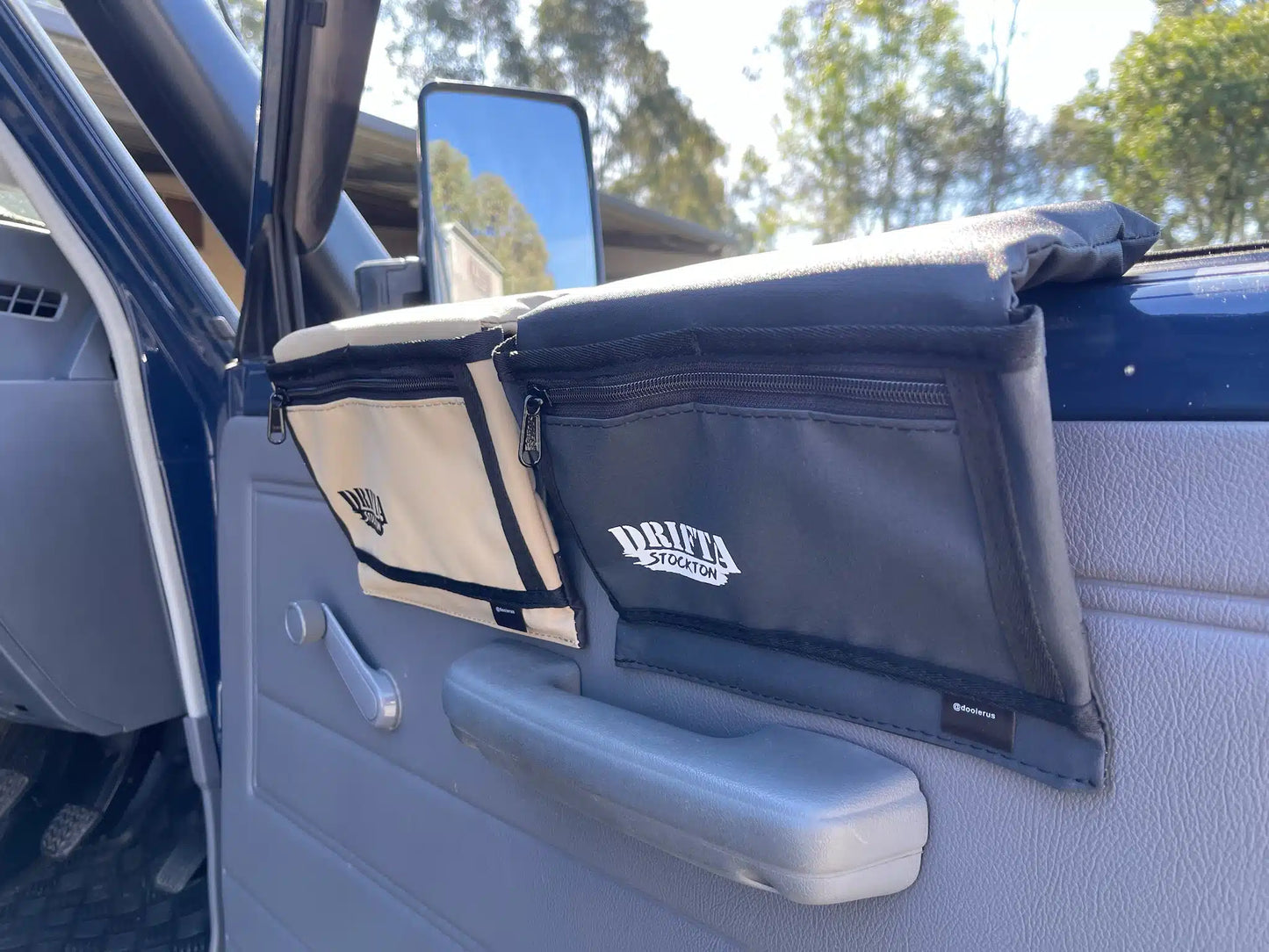 UNIVERSAL VEHICLE ARMREST DOOIERUS