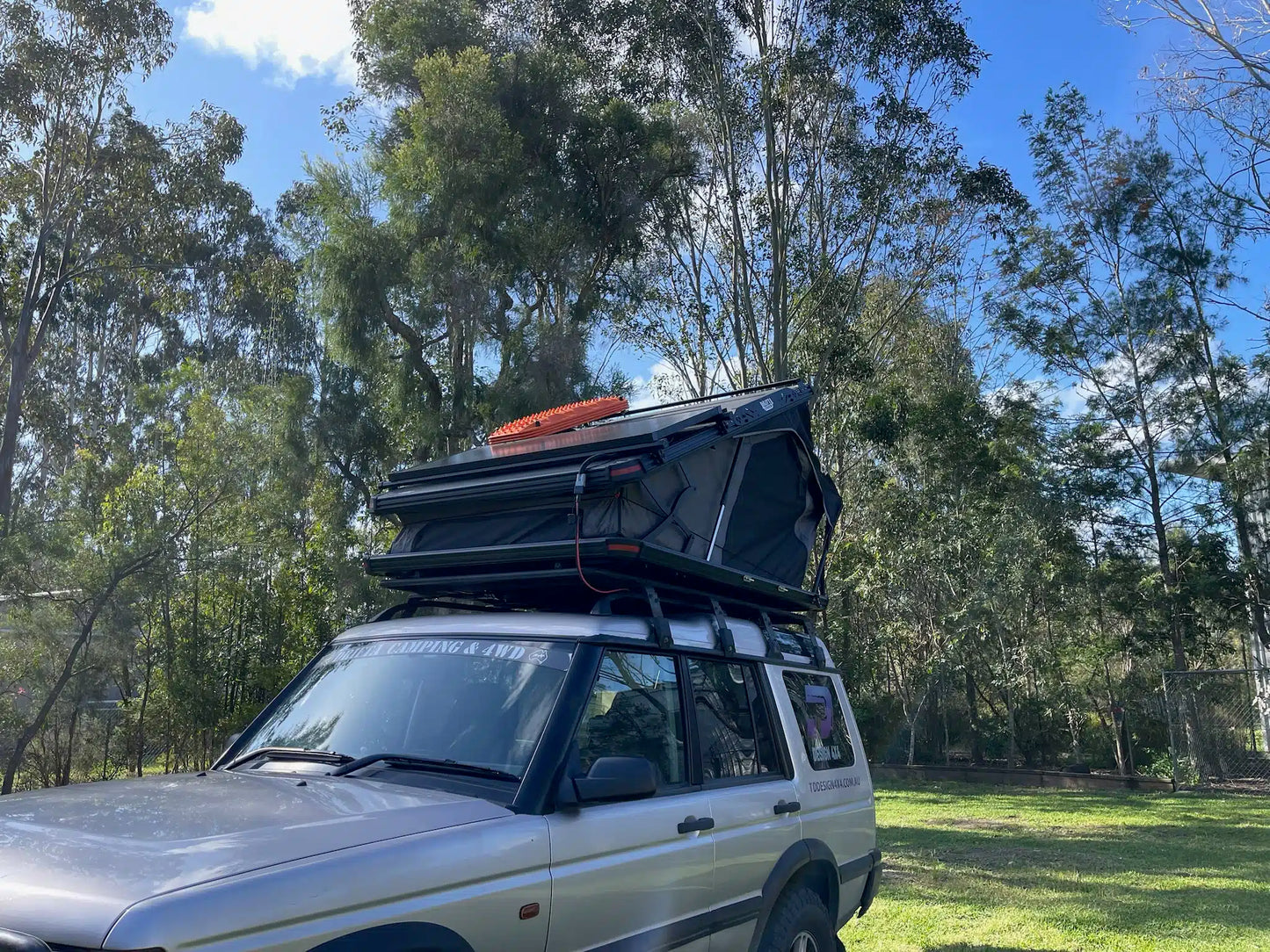 WILDLANDS BUSH CRUISER VERSION 2 ROOF TOP TENT