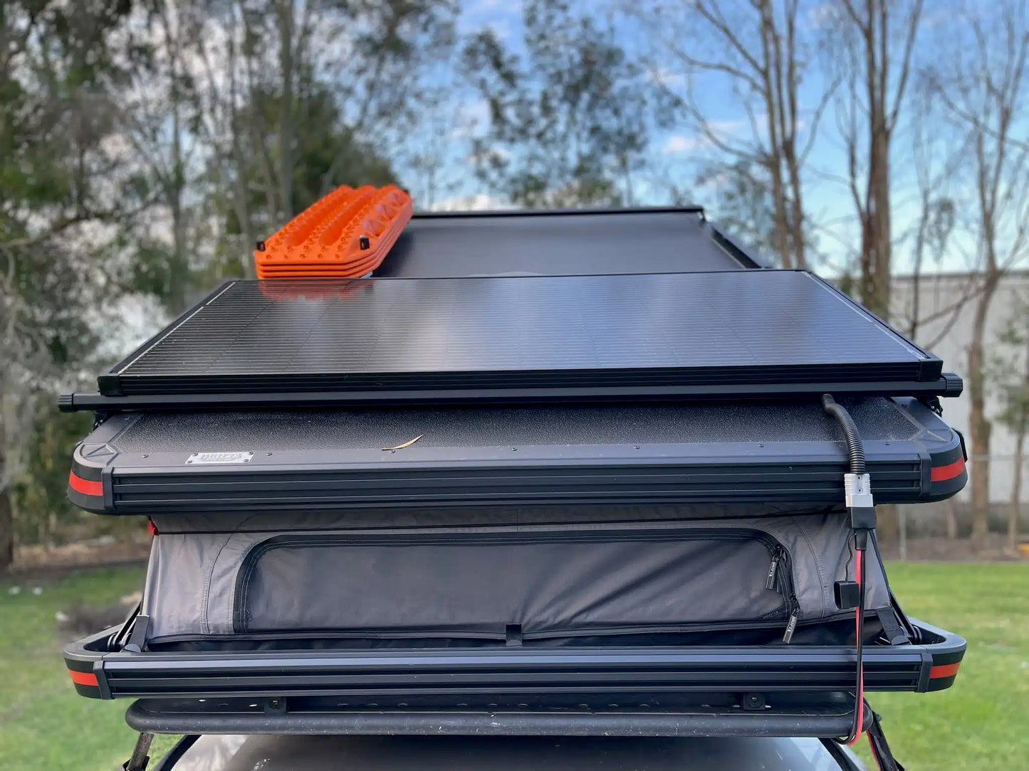 WILDLANDS BUSH CRUISER VERSION 2 ROOF TOP TENT