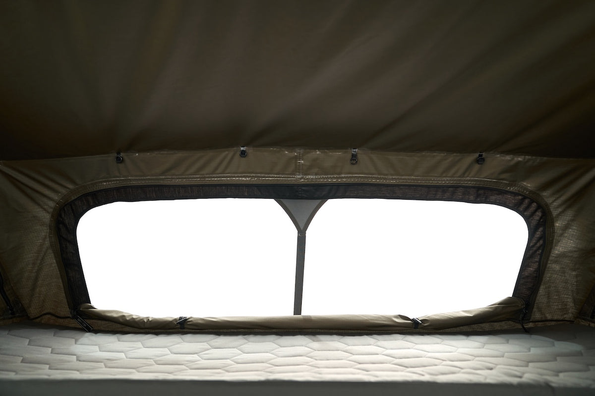 WILD LAND DESERT CRUISER PLUS ROOF TOP TENT