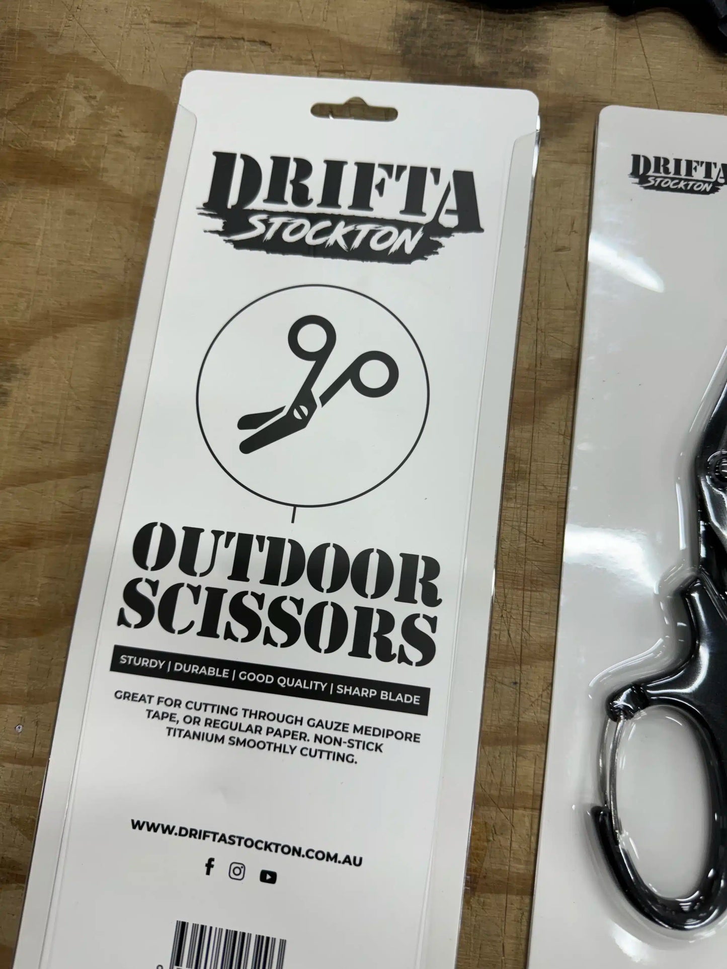 OUTDOOR SCISSORS / TRAUMA SHEARS DRIFTA STOCKTON