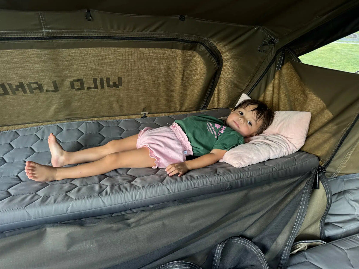 WILD LAND DESERT CRUISER PLUS ROOF TOP TENT