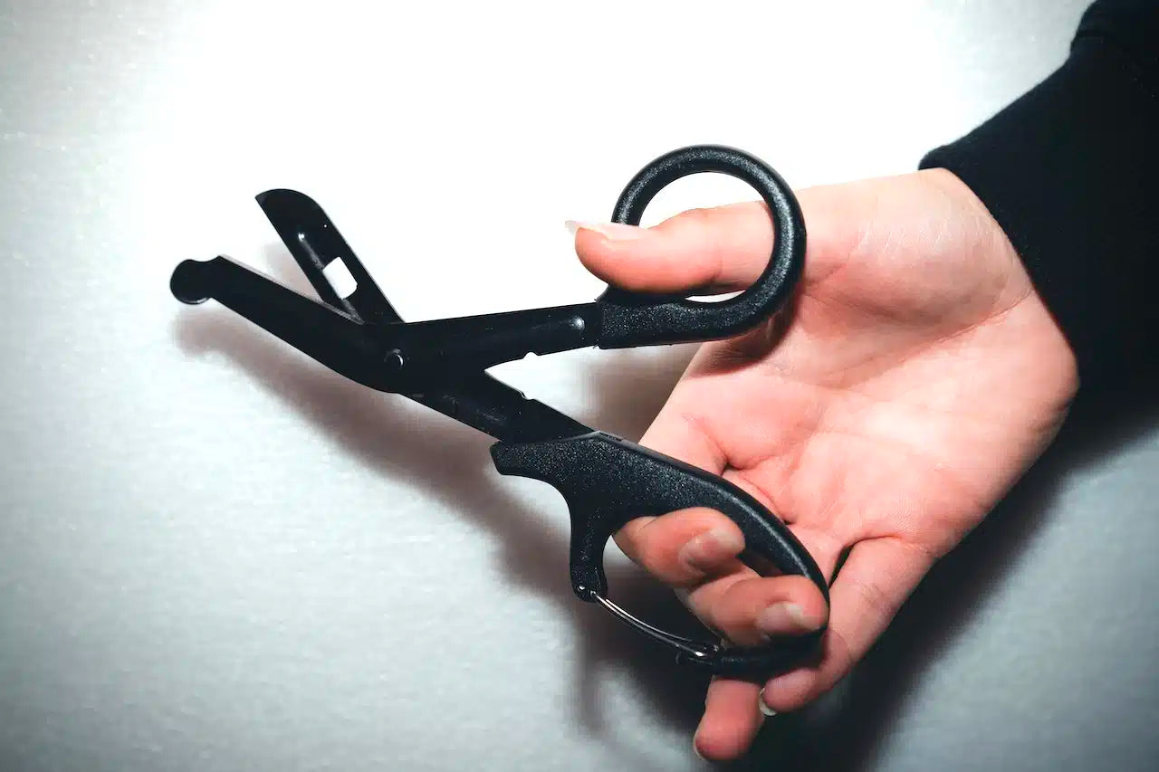 OUTDOOR SCISSORS / TRAUMA SHEARS DRIFTA STOCKTON