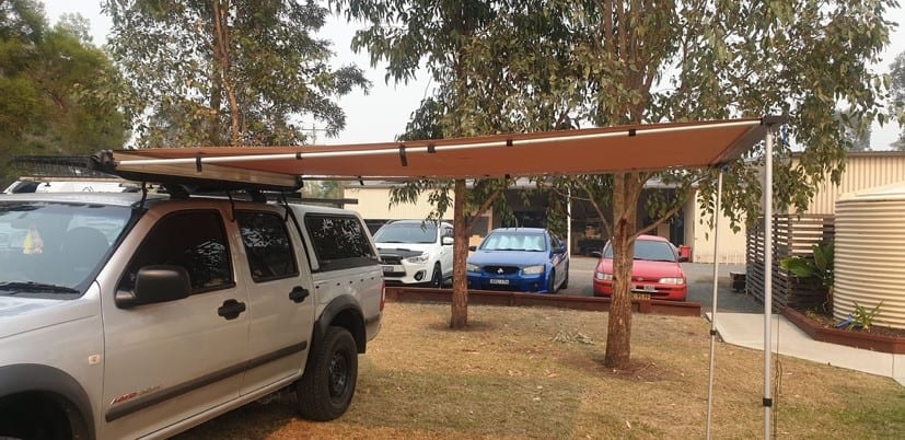 Kings Tjm Roll Out Awning Led Curved Spread Out Power Pole02