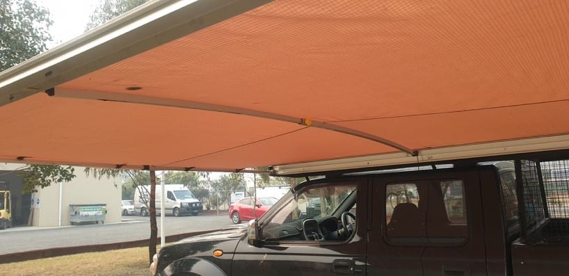 Kings Tjm Roll Out Awning Led Curved Spread Out Power Pole03