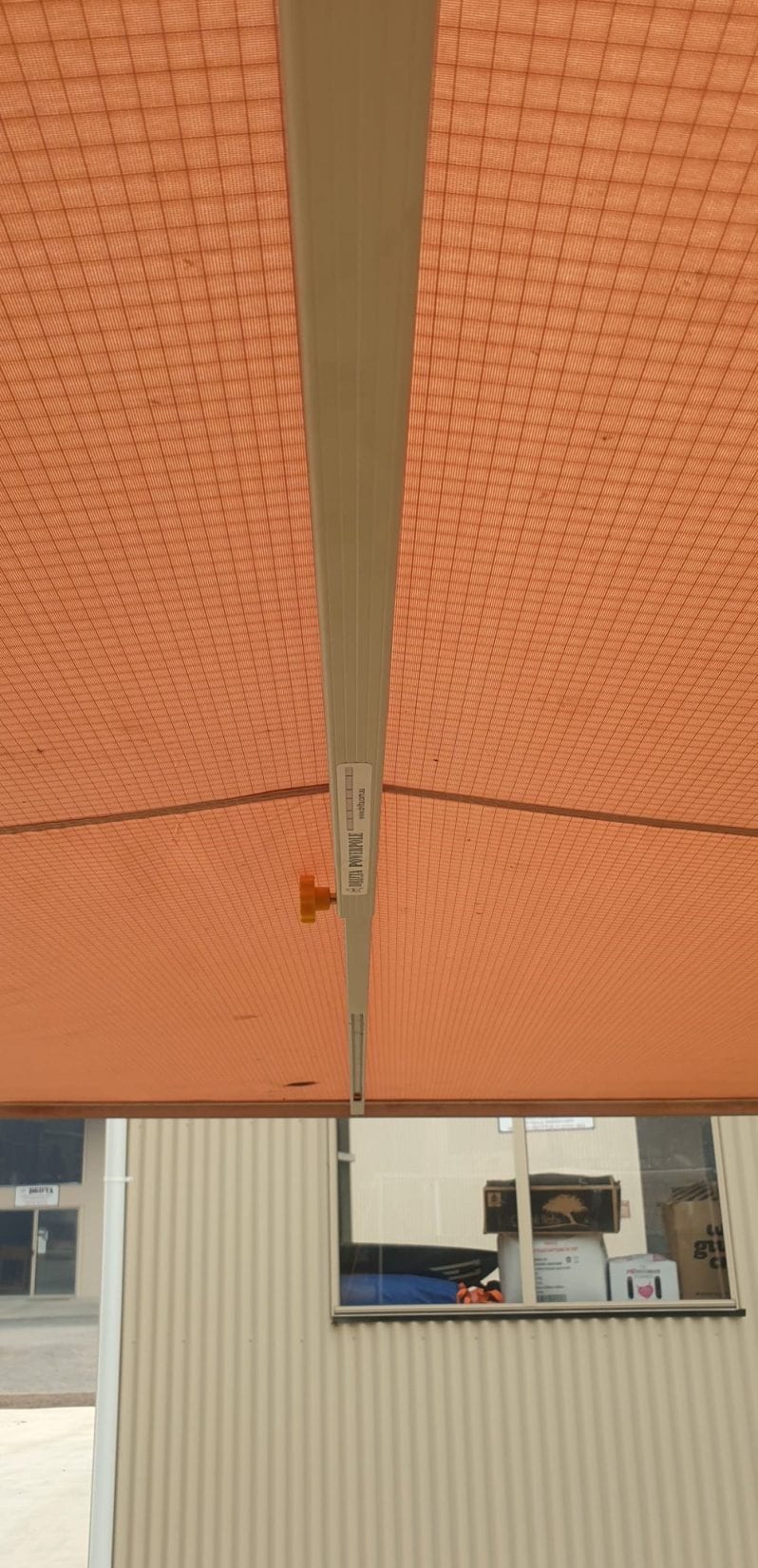 Kings Tjm Roll Out Awning Led Curved Spread Out Power Pole08