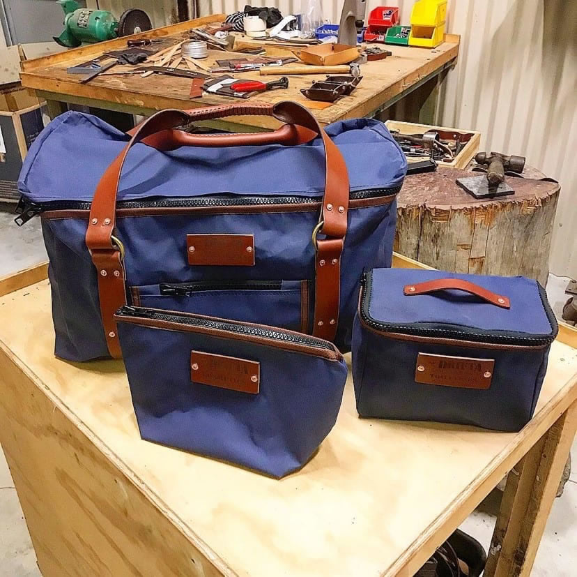 PREMIUM TOILETRY BAG